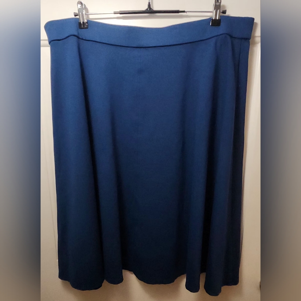 Lane Bryant Blue Stretch Ponte Knit Circle Skirt Size 18/20 - Picture 2 of 4